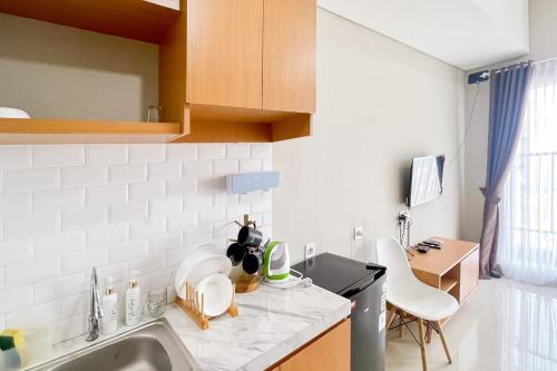redliving apartemen royal park sentul by bogor staycation