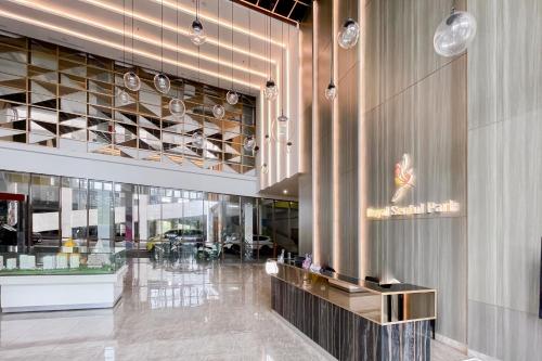 redliving apartemen royal park sentul by bogor staycation