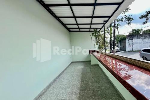 Trubus Guesthouse Syariah Magelang Mitra Reddoorz,,2 star