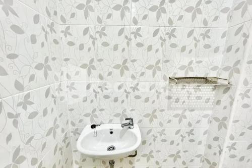 trubus guesthouse syariah magelang mitra reddoorz