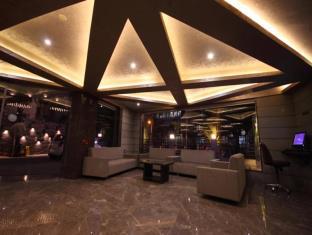 Hotel Bait Inn,Near The Times Of India,Opp.Bhavani Chambers,Across Riverfront Ashram Road,Ahmedabad,3 star