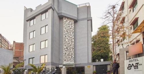 Hotel Bait Inn,Near The Times Of India,Opp.Bhavani Chambers,Across Riverfront Ashram Road,Ahmedabad,3 star