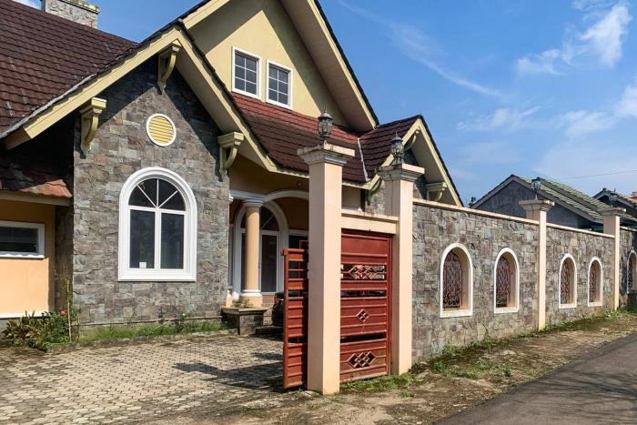 urbanview hotel villa q gisting by reddoorz