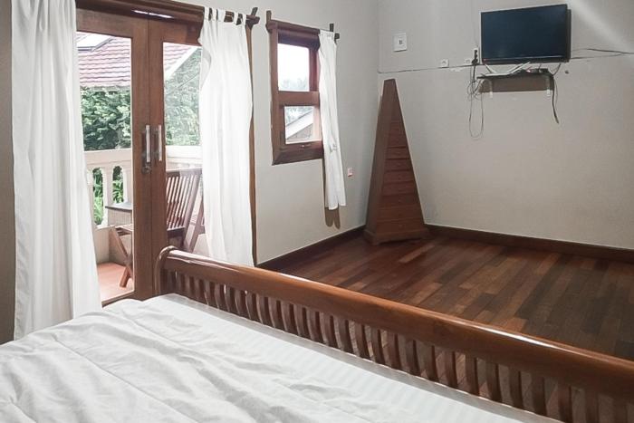 villa doasis 2 puncak mitra reddoorz