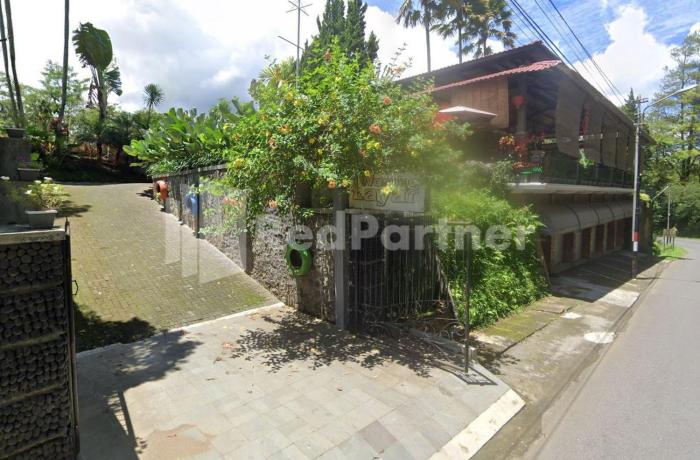 villa layar selorejo mitra reddoorz