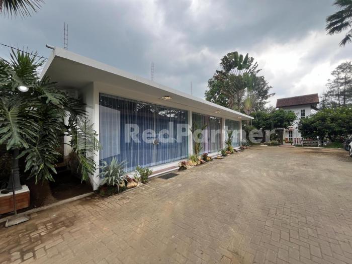 villa layar selorejo mitra reddoorz