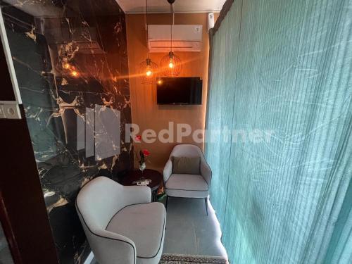 villa layar selorejo mitra reddoorz