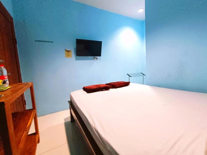 wisma kencana syariah near uns mitra reddoorz