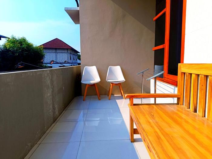 wisma kencana syariah near uns mitra reddoorz