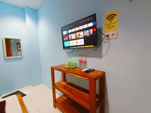 Wisma Kencana Syariah Near Uns Mitra Reddoorz,,1 star