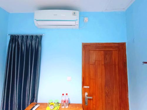 wisma kencana syariah near uns mitra reddoorz