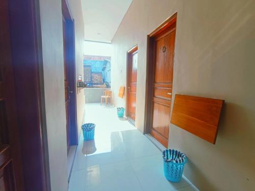 wisma kencana syariah near uns mitra reddoorz