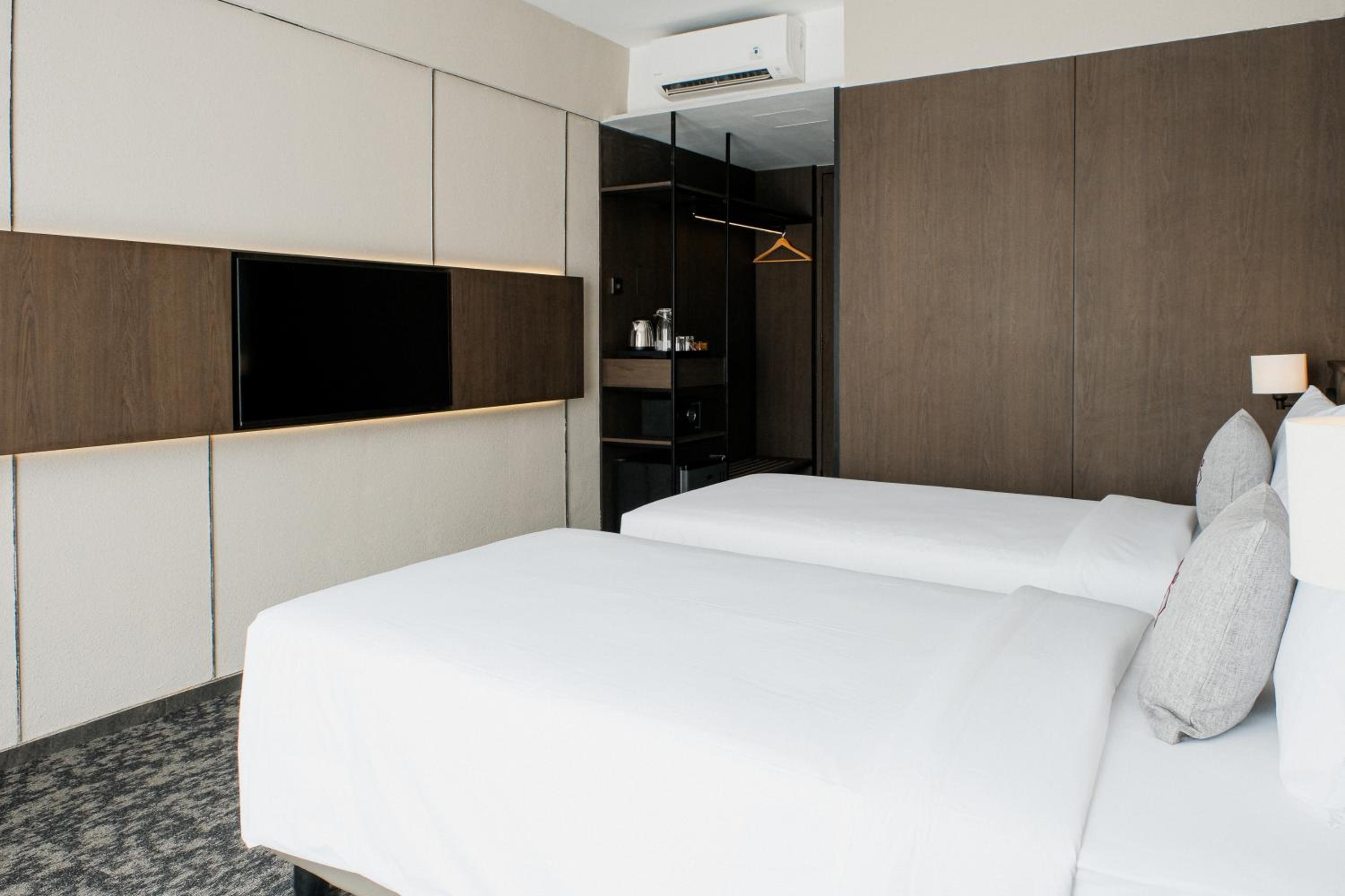 manon boutique hotel kota lama semarang