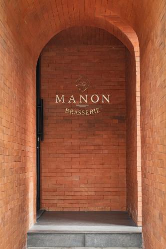 manon boutique hotel kota lama semarang