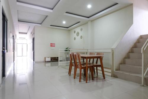 reddoorz near malang creative center