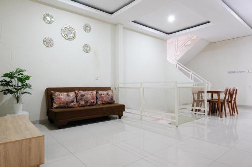 reddoorz near malang creative center