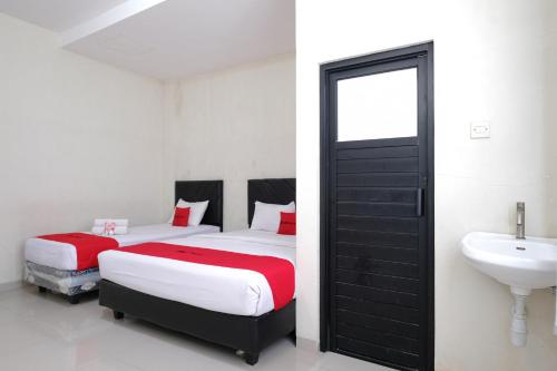 reddoorz near malang creative center