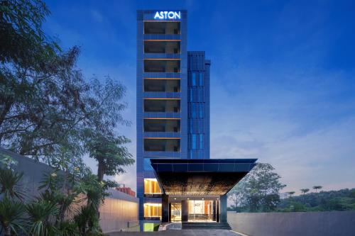 Aston Gejayan Yogyakarta Hotel & Conference Center,,4 star