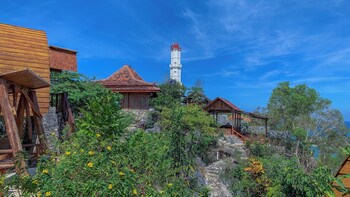 baron beach bungalow