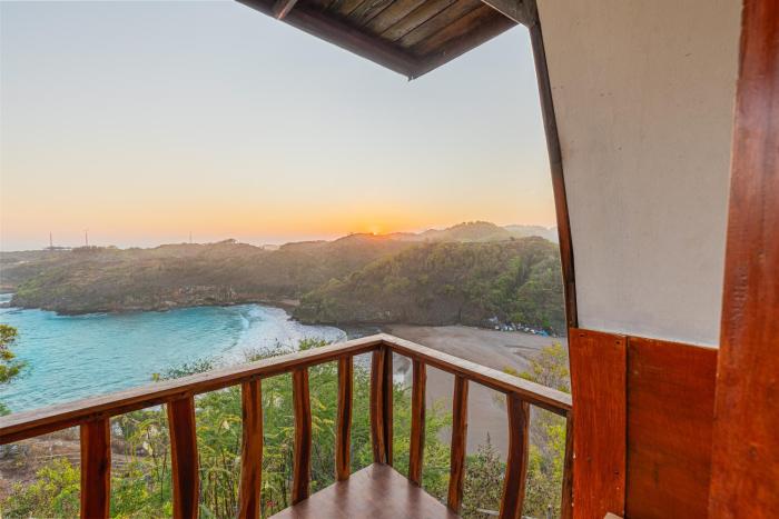 baron beach bungalow