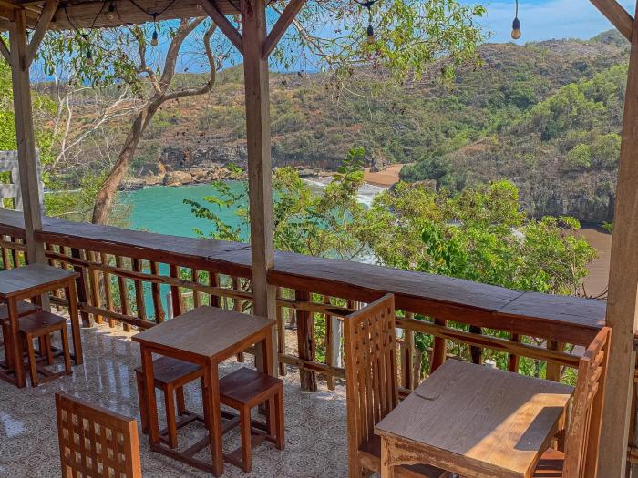 baron beach bungalow