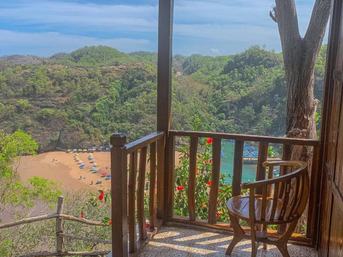 baron beach bungalow