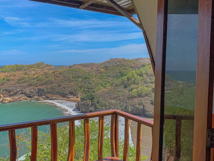 baron beach bungalow