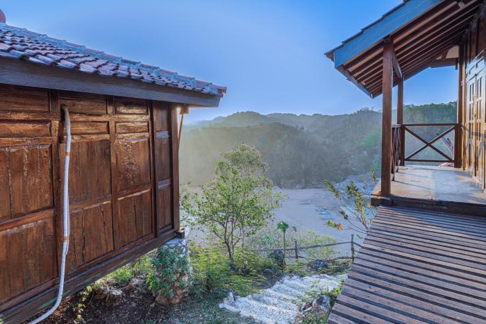 baron beach bungalow