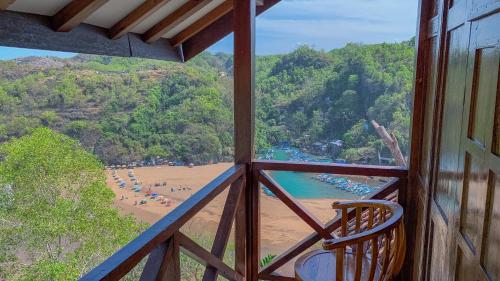 baron beach bungalow