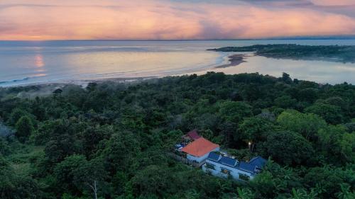 ocean view private villa nusa ceningan