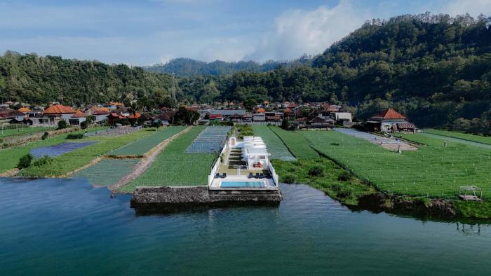 intan lake view kintamani