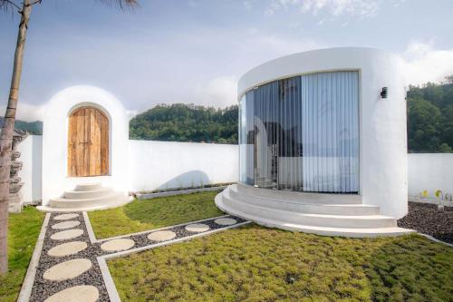 intan lake view kintamani