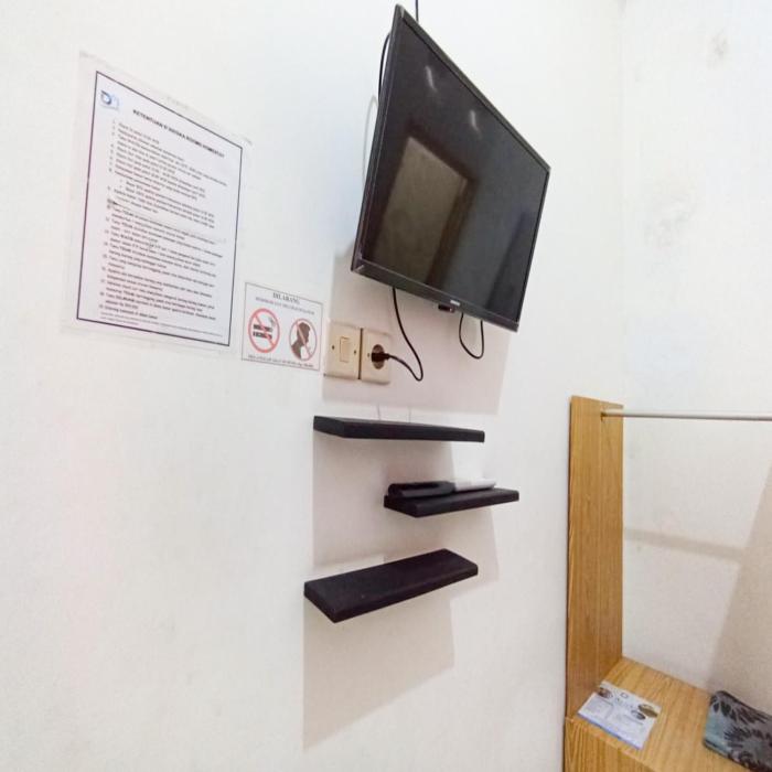 ariska room near alun alun jombang redpartner