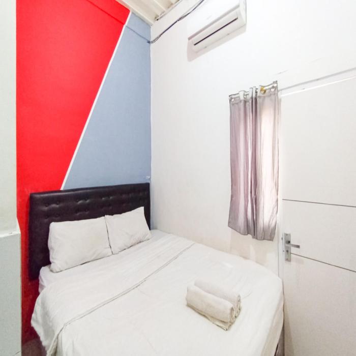 ariska room near alun alun jombang redpartner