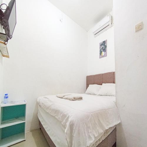 Ariska Room Near Alun Alun Jombang Redpartner,,2 star