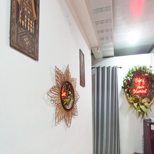 ariska room near alun alun jombang redpartner