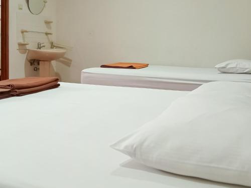 cozy homestay syariah mitra reddoorz bandung
