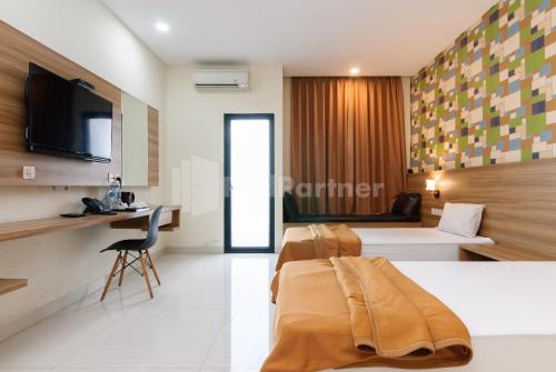 deluma hotel syariah redpartner