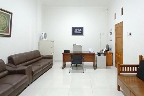 graha syariah homestay jogokariyan mitra reddoorz
