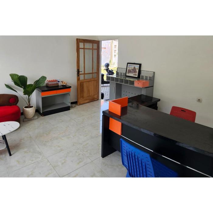 guest house saqeena syariah near blitar park redpartner