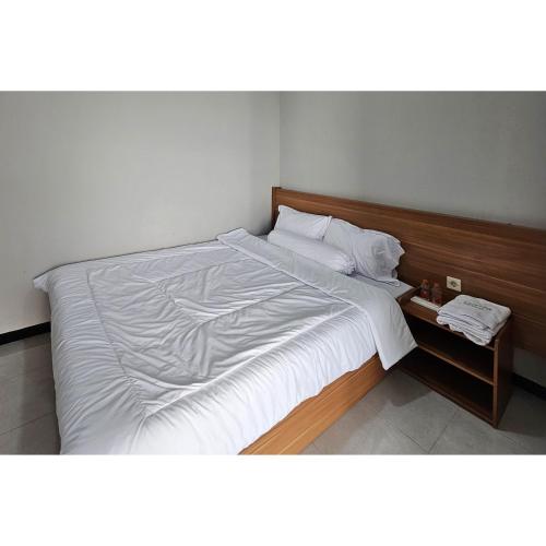 guest house saqeena syariah near blitar park redpartner