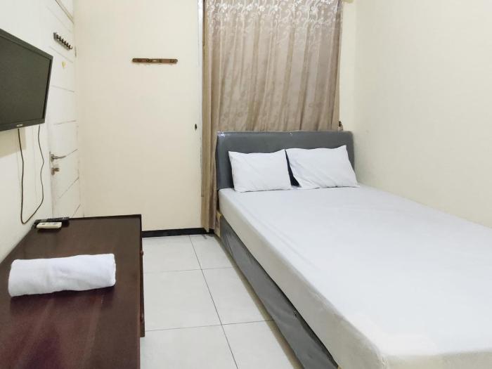 hasana guest house syariah near royal plaza redpartner