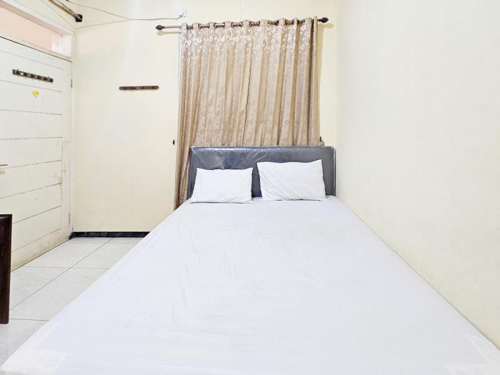 hasana guest house syariah near royal plaza redpartner