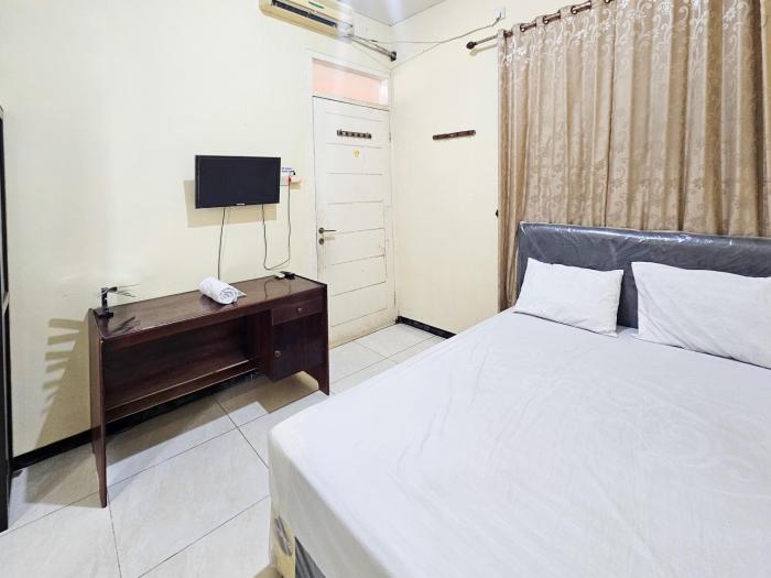 hasana guest house syariah near royal plaza redpartner