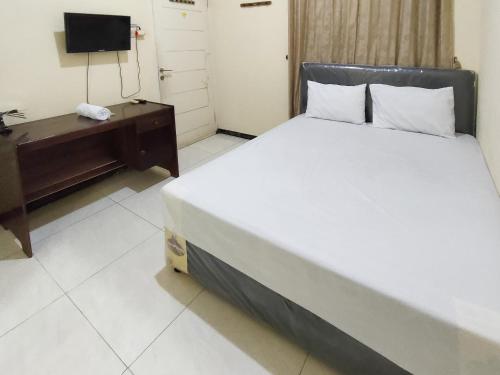 hasana guest house syariah near royal plaza redpartner