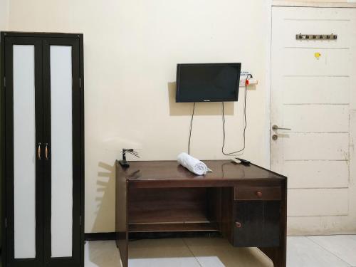hasana guest house syariah near royal plaza redpartner