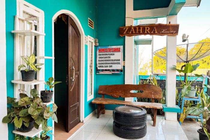 homestay zahra syariah gunung dempo mitra reddoorz
