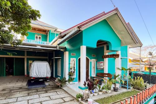 homestay zahra syariah gunung dempo mitra reddoorz