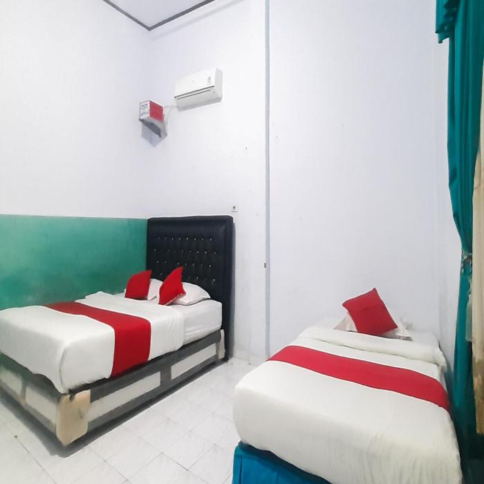hotel niaga mitra reddoorz