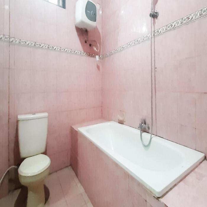 hotel niaga mitra reddoorz
